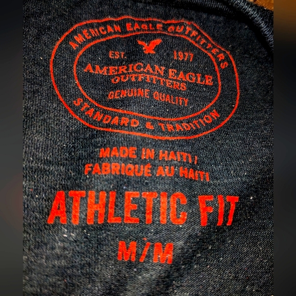 American Eagle 🦅 Round Logo T-shirt 🖤 - Picture 5 of 5